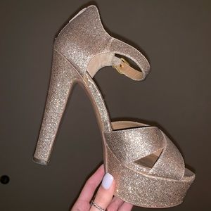 Steve Madden gold heels